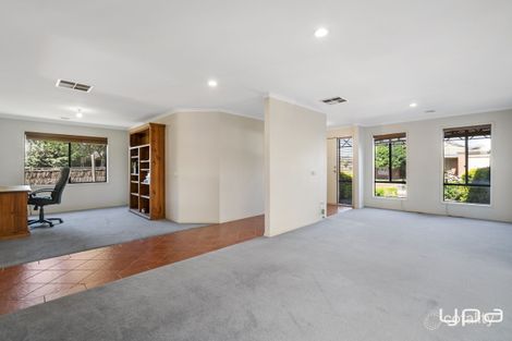 Property photo of 17 Woodhall Place Tarneit VIC 3029