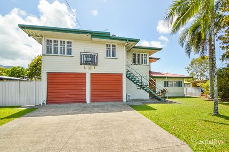 14 Smart St, Mooroobool, QLD 4870