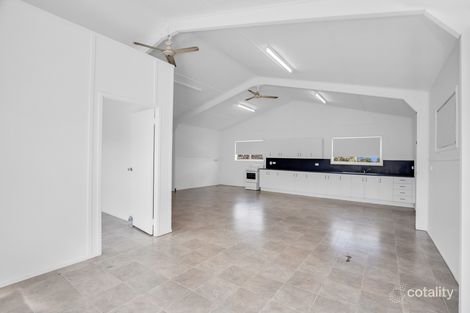 46 Edgewood Dr, Emerald, QLD 4720