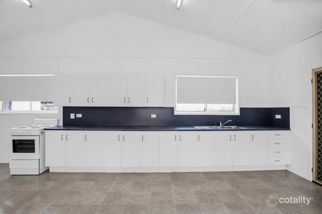 Property photo of 46 Edgewood Drive Emerald QLD 4720