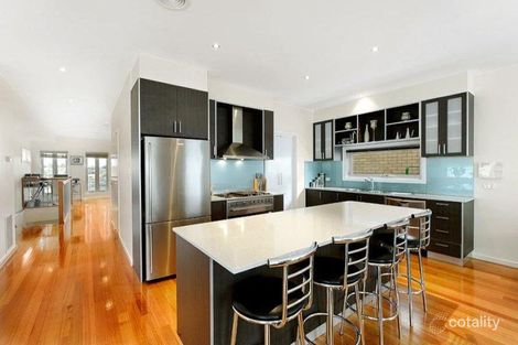 Property photo of 6 Balderrie Court Gowanbrae VIC 3043