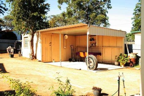 Property photo of 71 Drabsch Street Loxton SA 5333