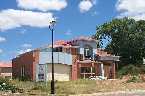 16 Bolton Cl, Brookfield, QLD 4069