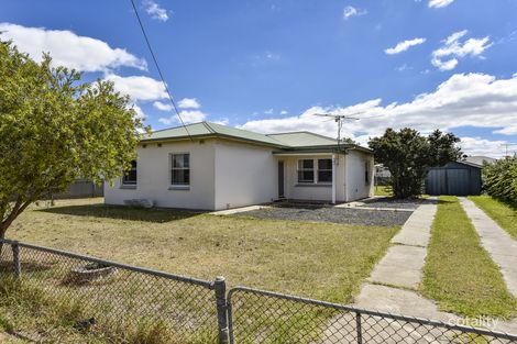 17 John St, Penola, SA 5277