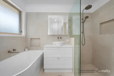 Property photo of 5 Audrey Court Coolum Beach QLD 4573