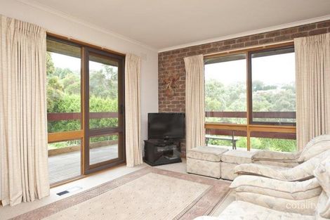 Property photo of 5 Amersham Drive Warrandyte VIC 3113