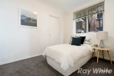 Property photo of 25/4 Alfred Square St Kilda VIC 3182