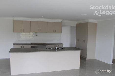 Property photo of 6 Summit Drive Pakenham VIC 3810