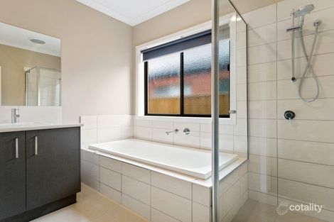 17 Icarus Dr, Kalkallo, VIC 3064
