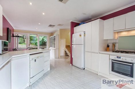 Property photo of 964 Waverley Road Wheelers Hill VIC 3150