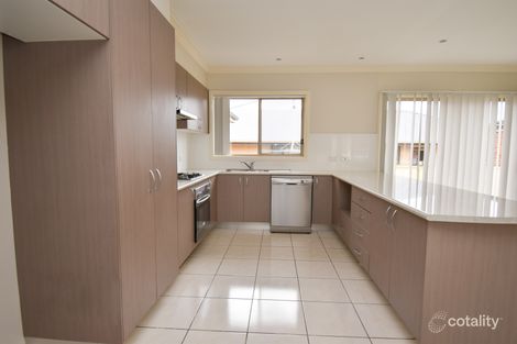 Property photo of 52 William Maker Drive Orange NSW 2800