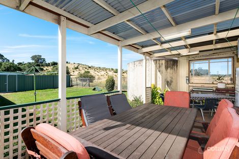 37 Peppercorn Ave, Mount Hunter, NSW 2570
