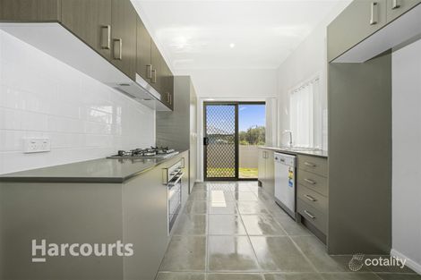 Property photo of 11 Wethered Crescent North Rothbury NSW 2335