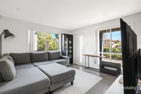 Property photo of 1/121 Brisbane Street St Marys NSW 2760