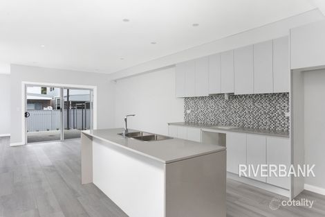 Property photo of 5 Glenholme Drive Glenmore Park NSW 2745