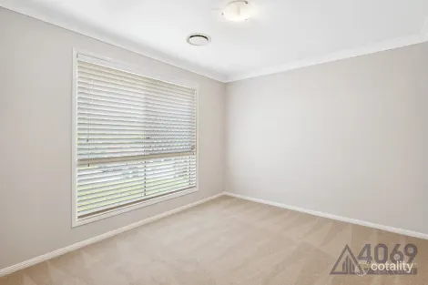 Property photo of 40 Jabiru Place Bellbowrie QLD 4070
