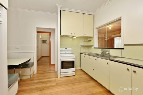 8 Pride Ave, Hamlyn Heights, VIC 3215