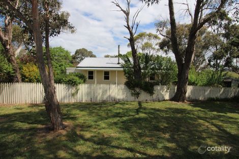 2560 Beaufort-Carngham Rd, Carngham, VIC 3351