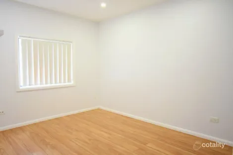 Property photo of 44 Dan Crescent Lansvale NSW 2166