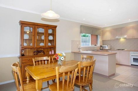 Property photo of 2/30 Ivy Street Hampton VIC 3188