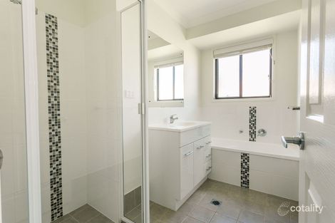 Property photo of 7 Berthun Street Emerald QLD 4720