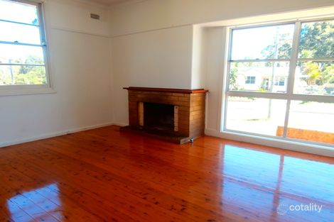 Property photo of 68 Maynes Parade Unanderra NSW 2526