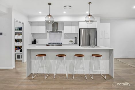 Property photo of 44 Flametree Circuit Arundel QLD 4214