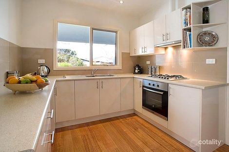 Property photo of 28 Highland Avenue Highett VIC 3190