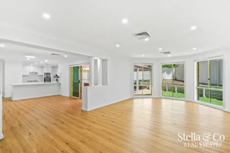 Property photo of 42 Teawa Crescent Glenwood NSW 2768