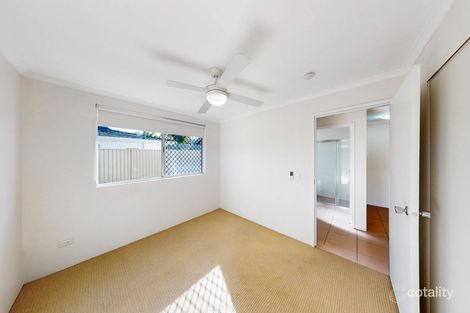 93 Mountain View Ave, Miami, QLD 4220
