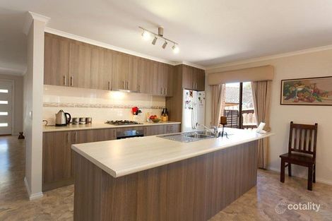 Property photo of 20 Scenic Crescent Ballarat North VIC 3350