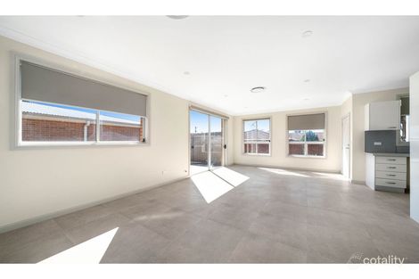 Property photo of 2/155 Girraween Road Girraween NSW 2145