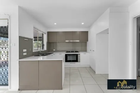 Property photo of 40 Carman Loop Macgregor ACT 2615