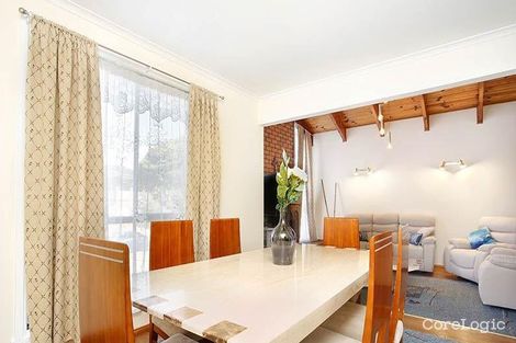 Property photo of 2 Yilleen Close Thomastown VIC 3074