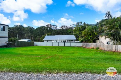 5 Oak St, Russell Island, QLD 4184