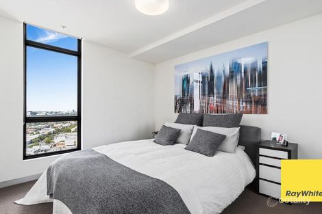 Property photo of 2401/283 City Road Southbank VIC 3006