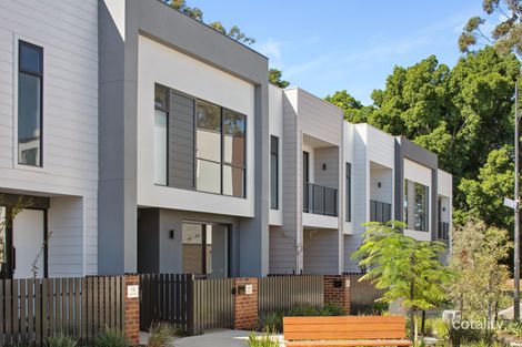 15 Tipton Walk, Glendalough, WA 6016