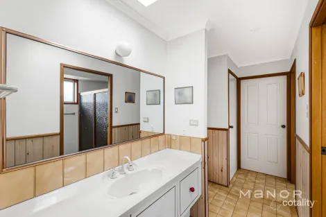 Property photo of 65 Cedarwood Drive Cherrybrook NSW 2126