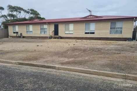 Property photo of 15 McKenzie Avenue Warooka SA 5577