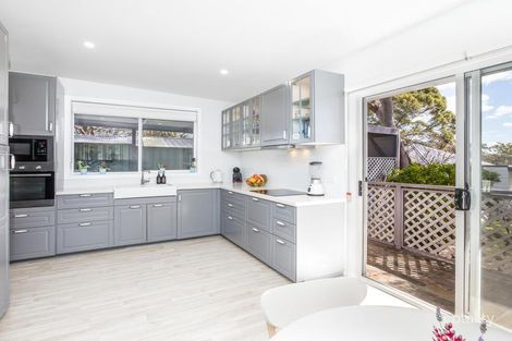 Property photo of 33 Budyan Road Grays Point NSW 2232