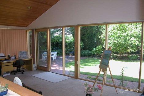 Property photo of 2 Davison Street Mount Waverley VIC 3149