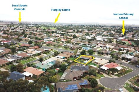 Property photo of 98 Cambridge Crescent Wyndham Vale VIC 3024