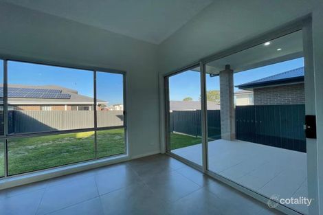 43 Denise Cres, Grantham Farm, NSW 2765