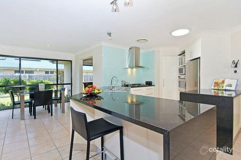Property photo of 19 Lightwood Place Sinnamon Park QLD 4073