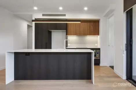 203/35-39 Lambert Rd, Indooroopilly, QLD 4068