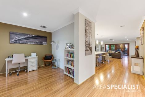 Property photo of 6 Omarama Way Taylors Hill VIC 3037