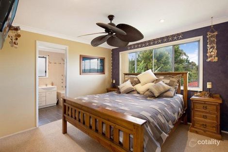 Property photo of 16 Kimpton Place Wyoming NSW 2250