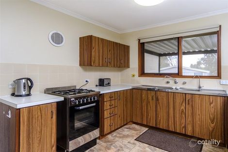 Property photo of 17 Birubi Way Morphett Vale SA 5162