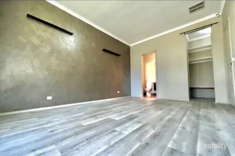 Property photo of 41 Redding Rise Epping VIC 3076