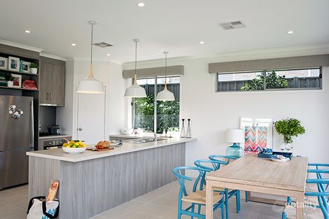 Property photo of 2 Neptune Place Moana SA 5169